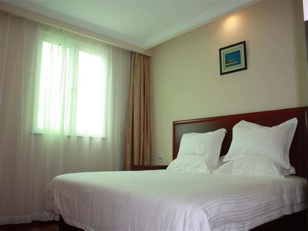 Hotel Greentree Wild Zoo Dachuan Freeway Express 2*