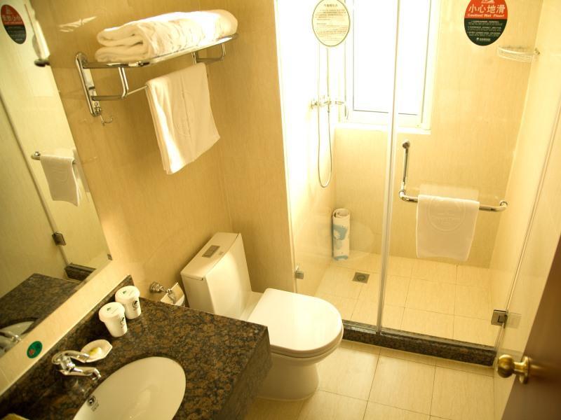 Greentree Wild Zoo Dachuan Freeway Express Hotel