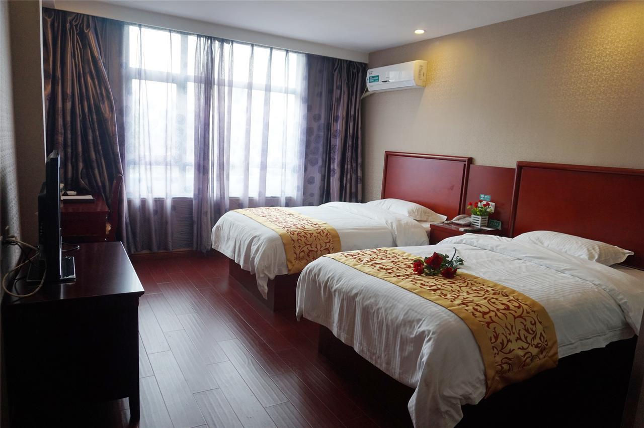 Greentree Inn Shanghai Wild Zoo Dachuan Freeway Express Hotel Hotel