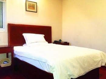 Greentree Inn Shanghai Wild Zoo Dachuan Freeway Express Hotel